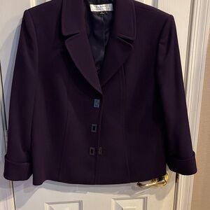 Chic Women's Purple Blazer